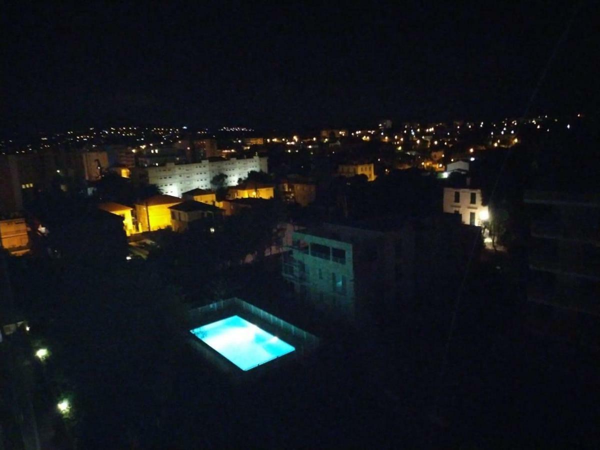Jardins Du Pont Du Lys Διαμέρισμα Ζουάν λε Πιν Εξωτερικό φωτογραφία
